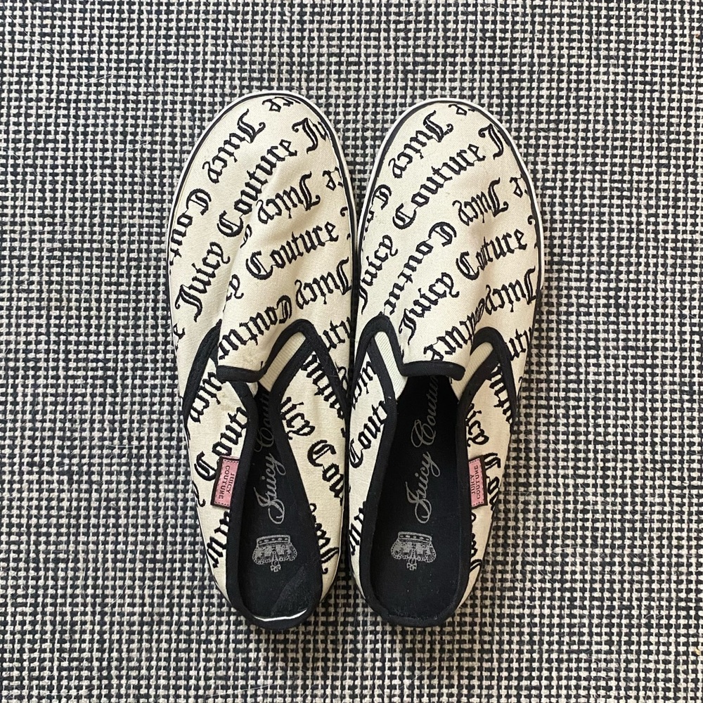 Juicy Couture slip on sneakers